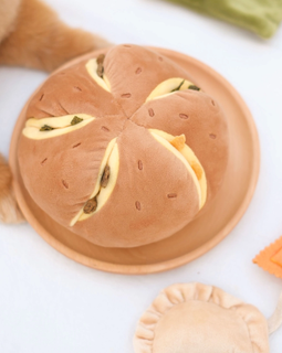 Cheesy Bread Nosework Enrichment Toy | Silent