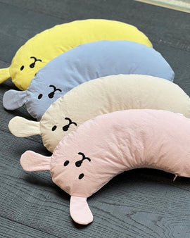 TAAFFE HUG ME PILLOW