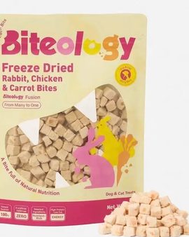 Freeze Dried Rabbit, Chicken & Carrot Bites 3.5oz